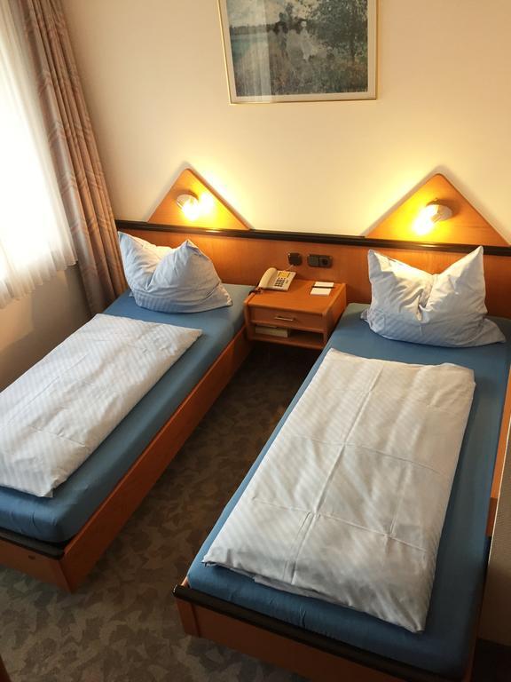 Hotel Ambassador Bonn Rom bilde