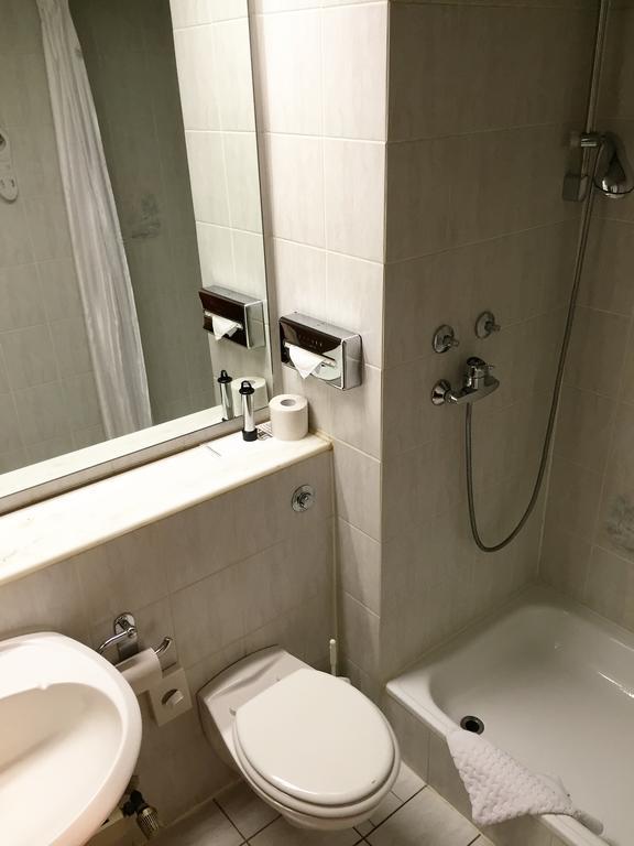 Hotel Ambassador Bonn Rom bilde